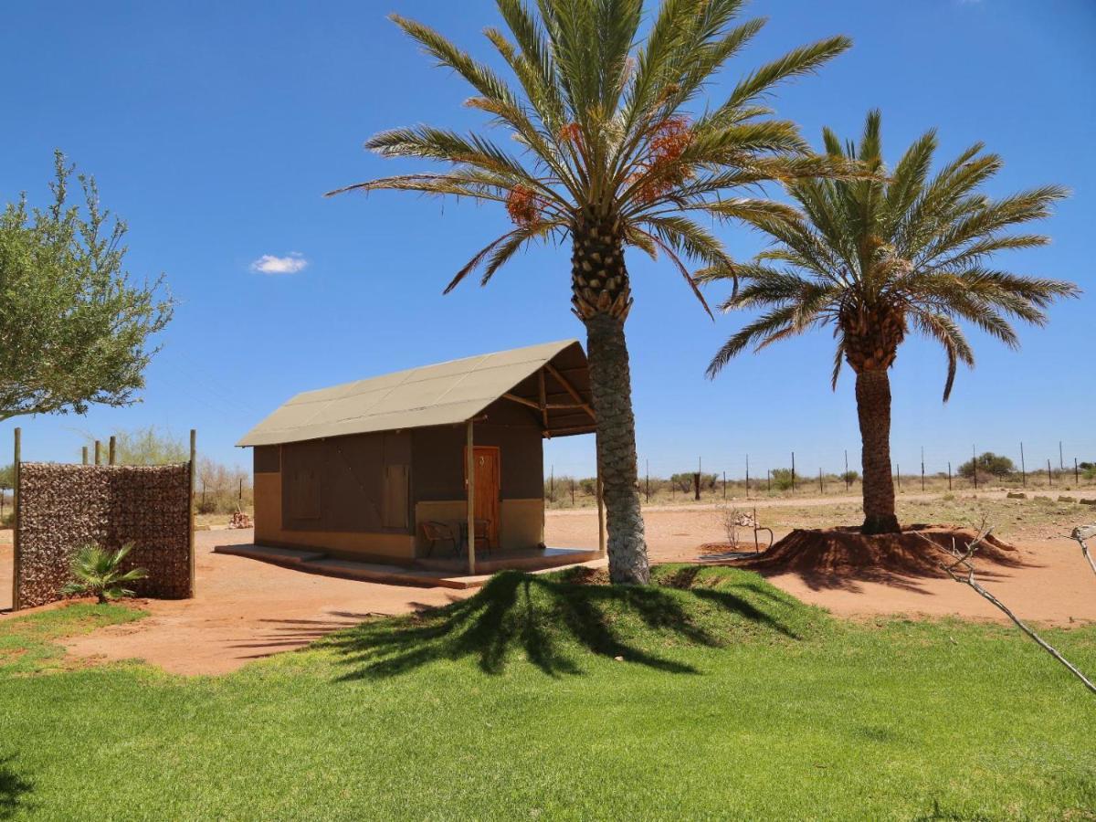 Lapa Lange Game Lodge Mariental Eksteriør billede