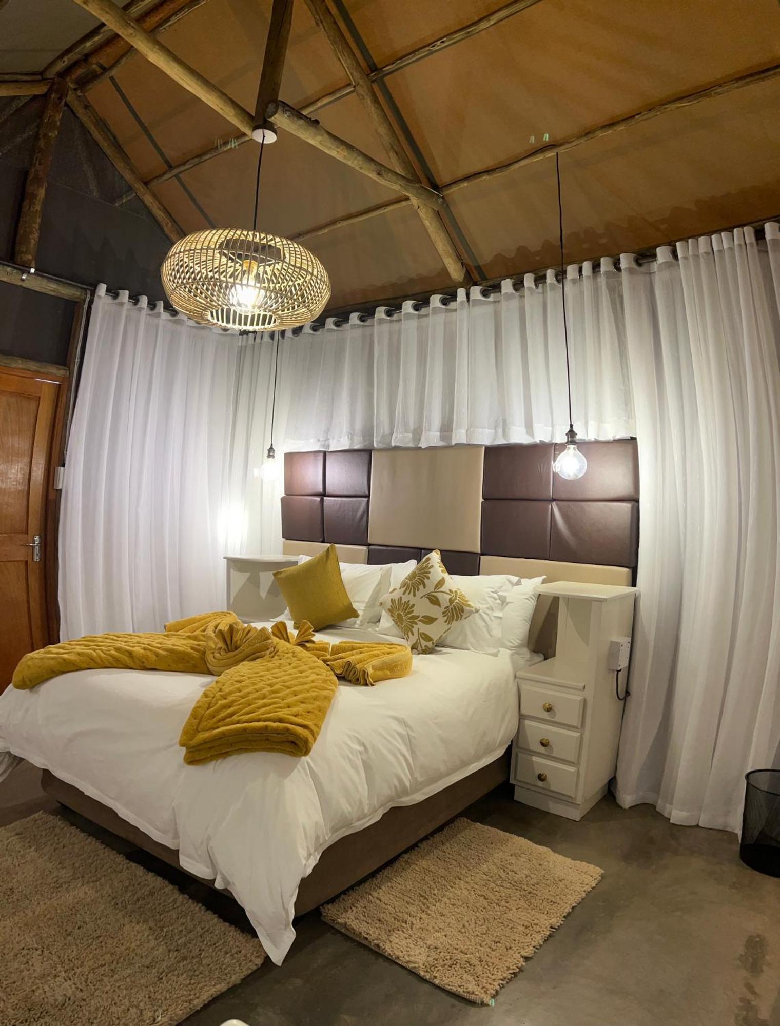 Lapa Lange Game Lodge Mariental Eksteriør billede