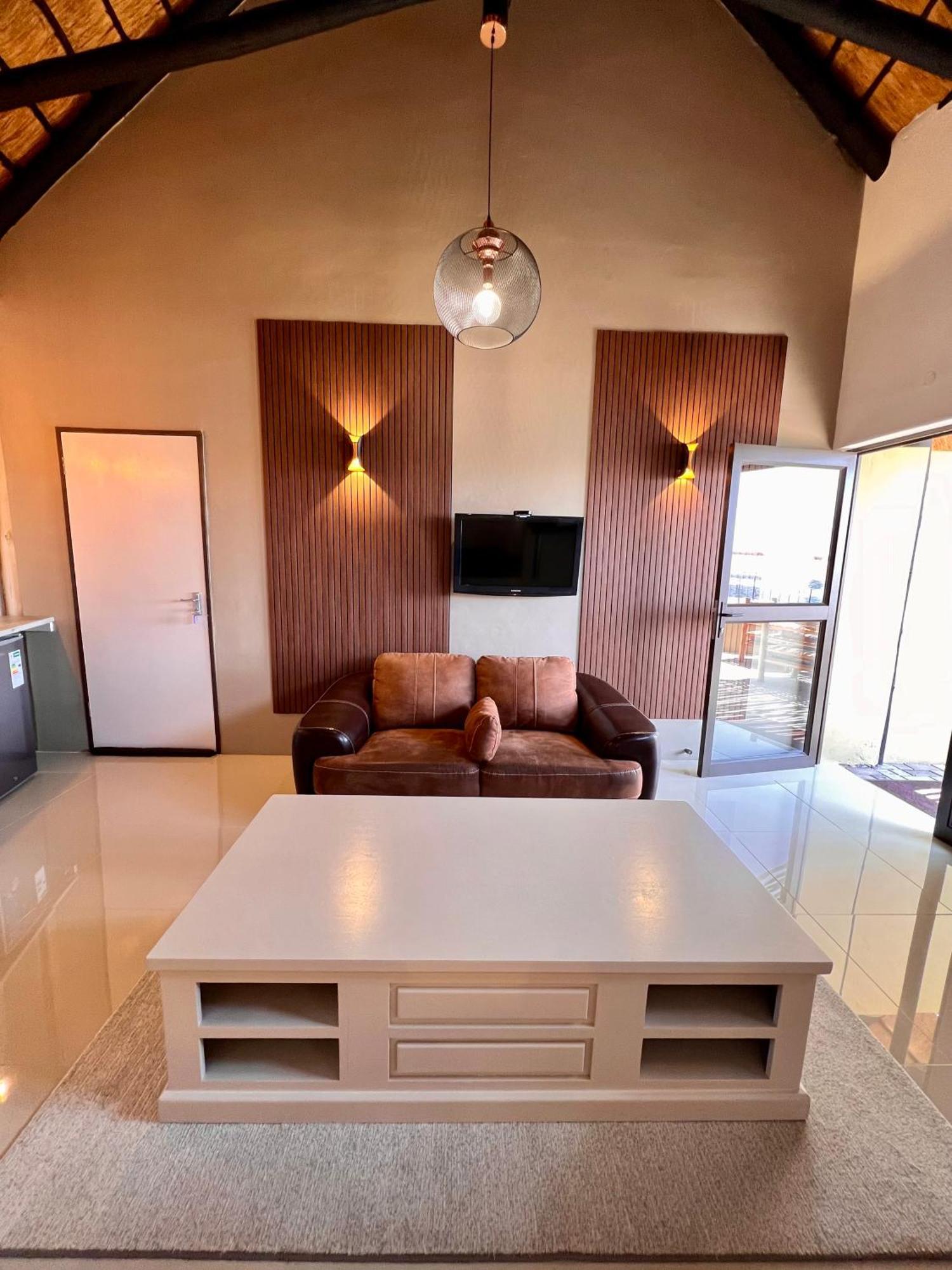 Lapa Lange Game Lodge Mariental Eksteriør billede