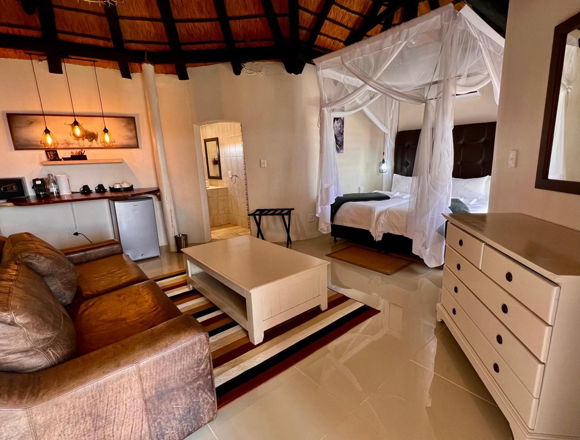 Lapa Lange Game Lodge Mariental Eksteriør billede