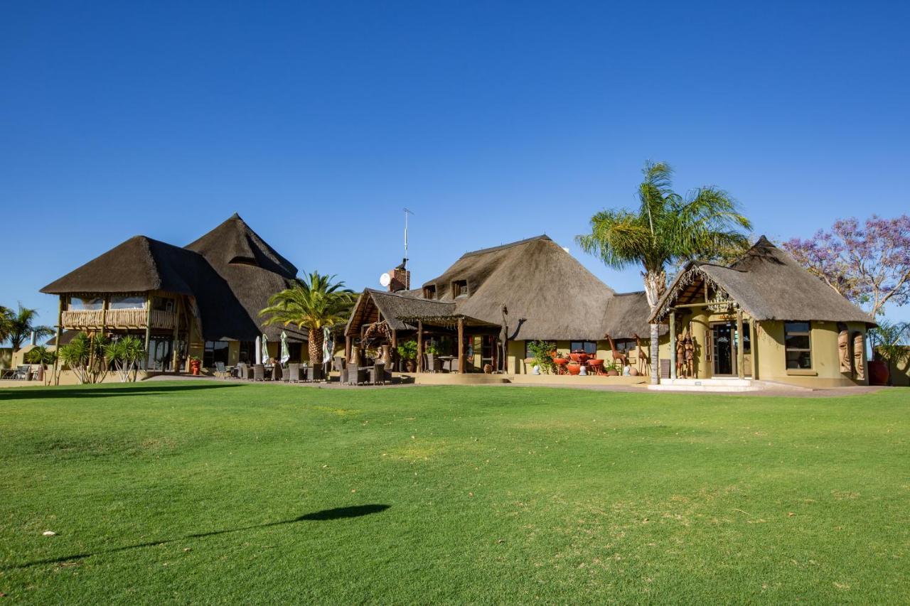 Lapa Lange Game Lodge Mariental Eksteriør billede