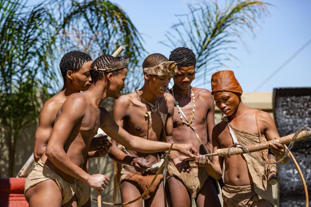 Lapa Lange Game Lodge Mariental Eksteriør billede