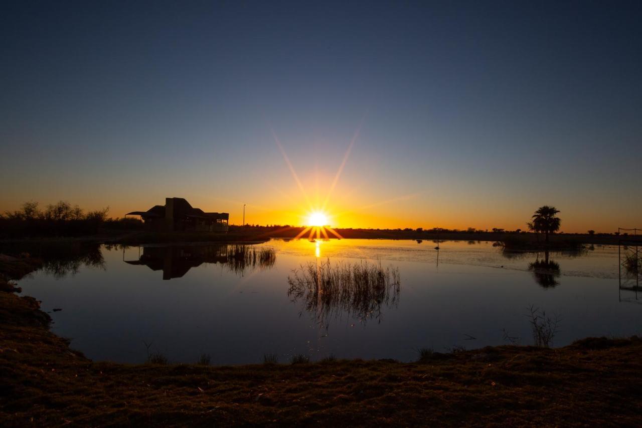 Lapa Lange Game Lodge Mariental Eksteriør billede