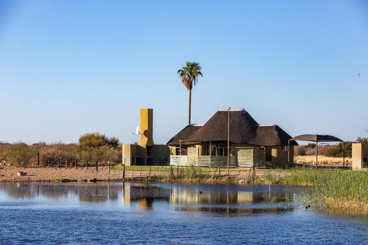 Lapa Lange Game Lodge Mariental Eksteriør billede